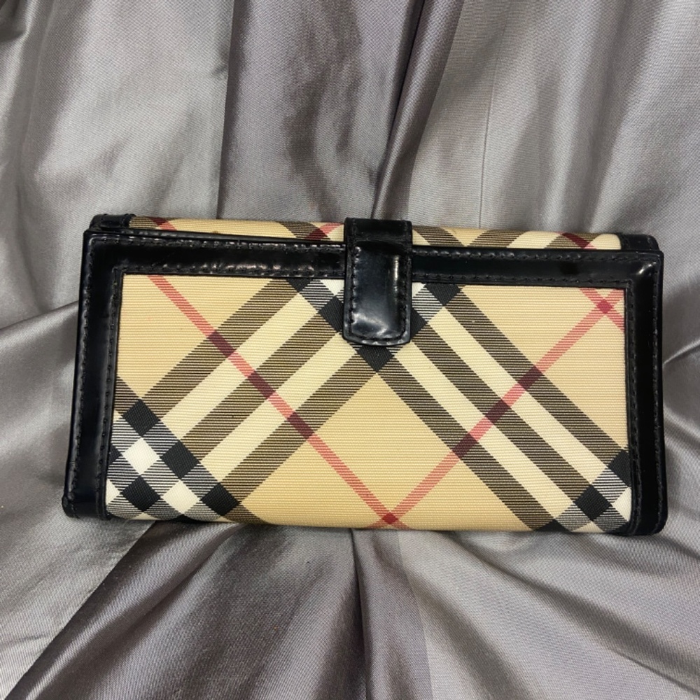 Burberry Wallet - Picture 2 of 6